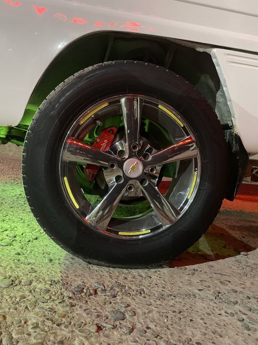 Labo sotiladi Yili 2019 Kraska toza Uzimni otimda R14 Yangi diska baln