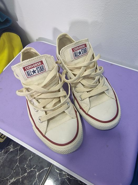 Tenesi converse ,crem