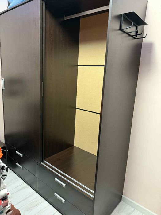 Комплект бюро и гардероб