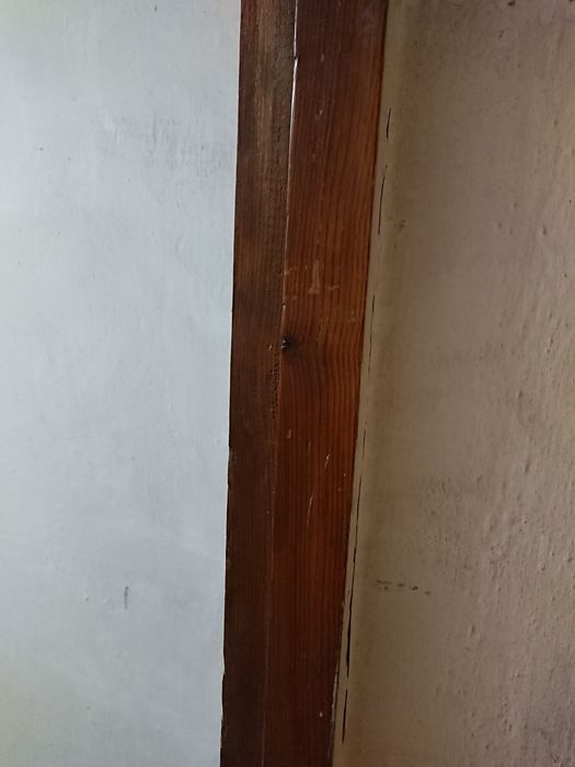 Продам деревянную дверь