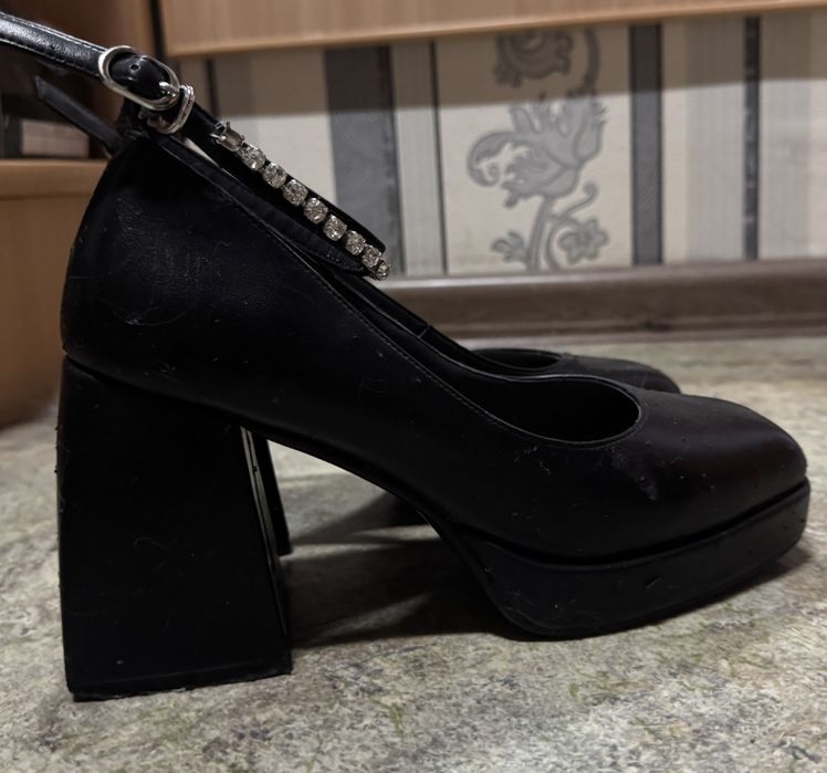 Туфли женские б/у