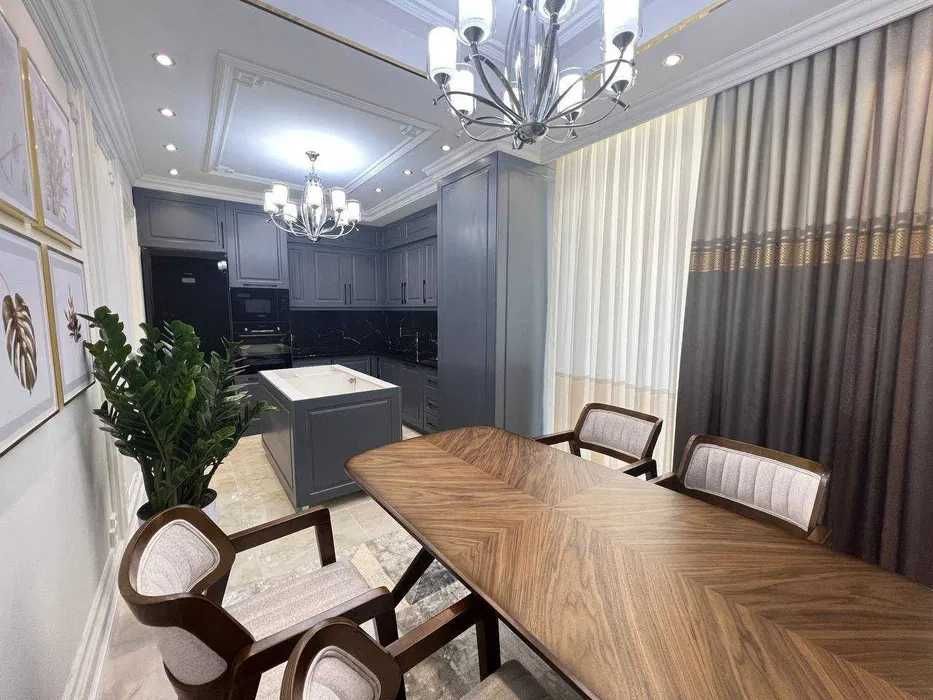 Сдаётся Шикарная 4х ком кв-ра на Тараса Шевченко Мирабадский ID05