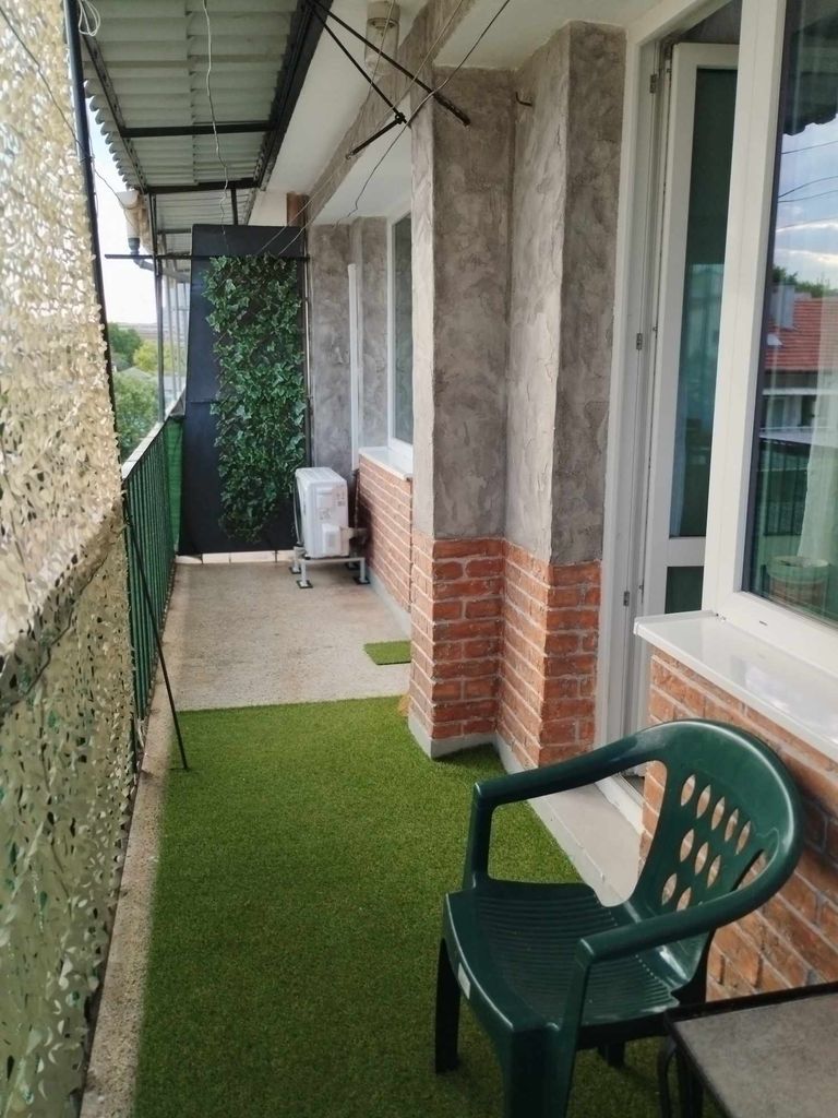 Дава се под наем Тристаен апартамент в Бургас, Център - 80 кв.м за 459 € - Снимка #9