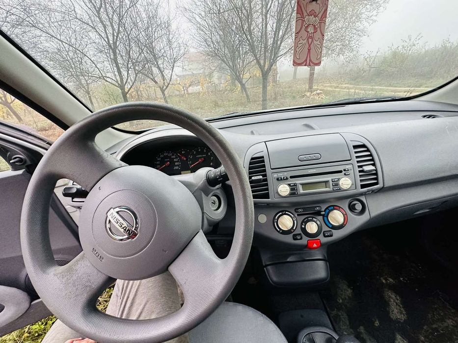 Nissan micra 2004(цяла за части)