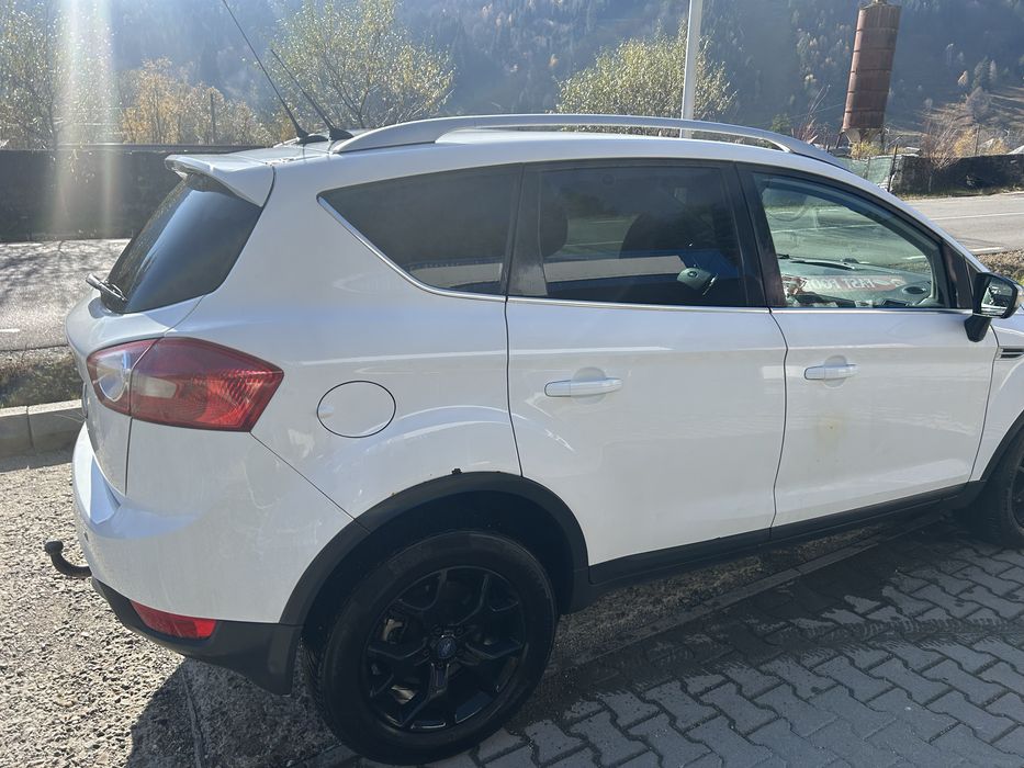 Ford Kuga, 4x4 , manual