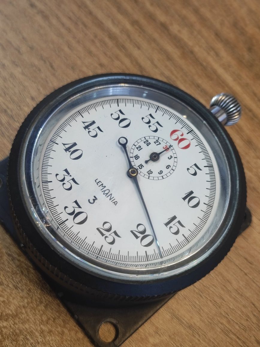 Lemania   chronometer Timers Stopwatch