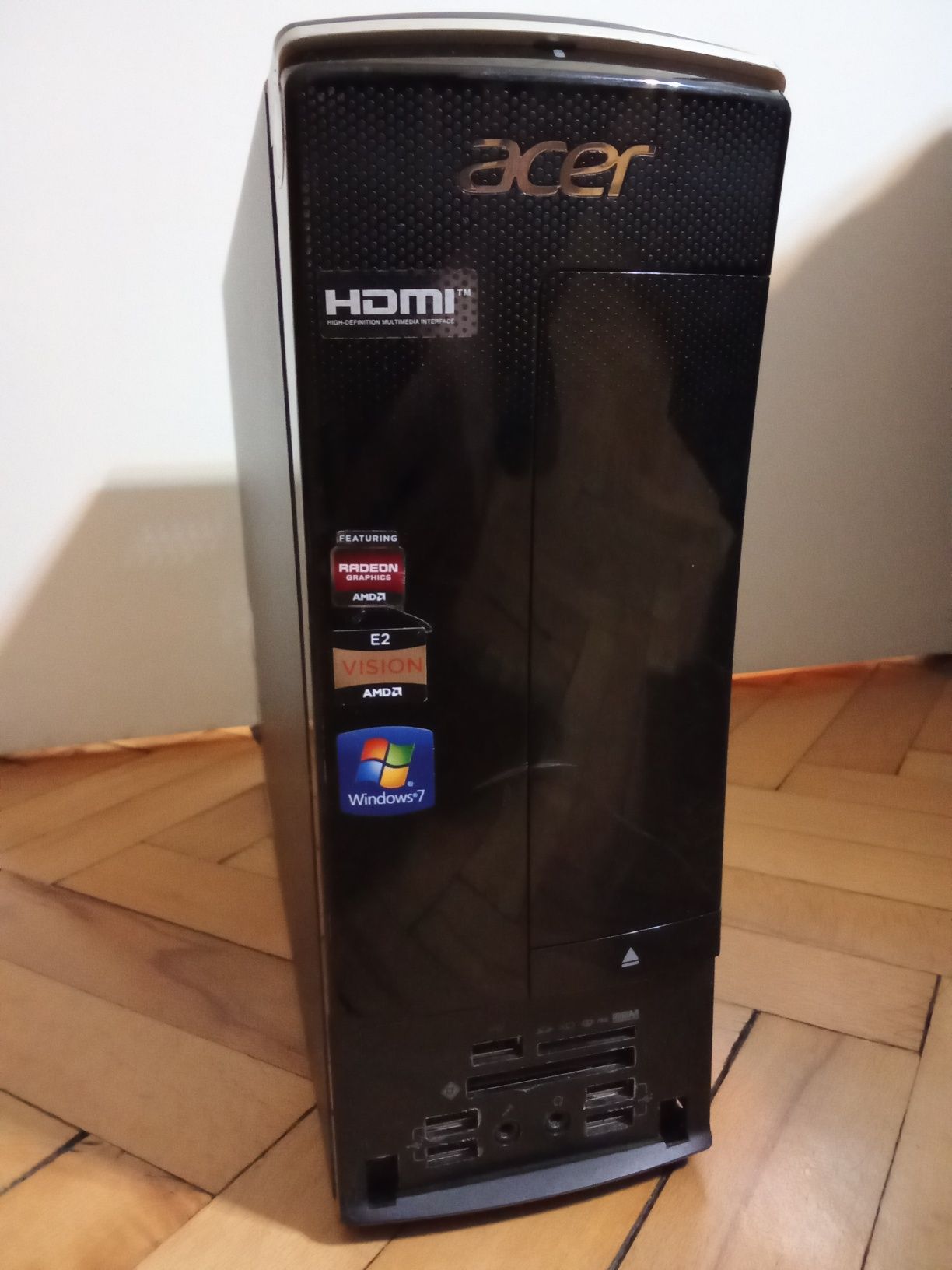 Намален на 139 лева ! Компютър Acer Aspire с видеокарта Radeon HD 6370