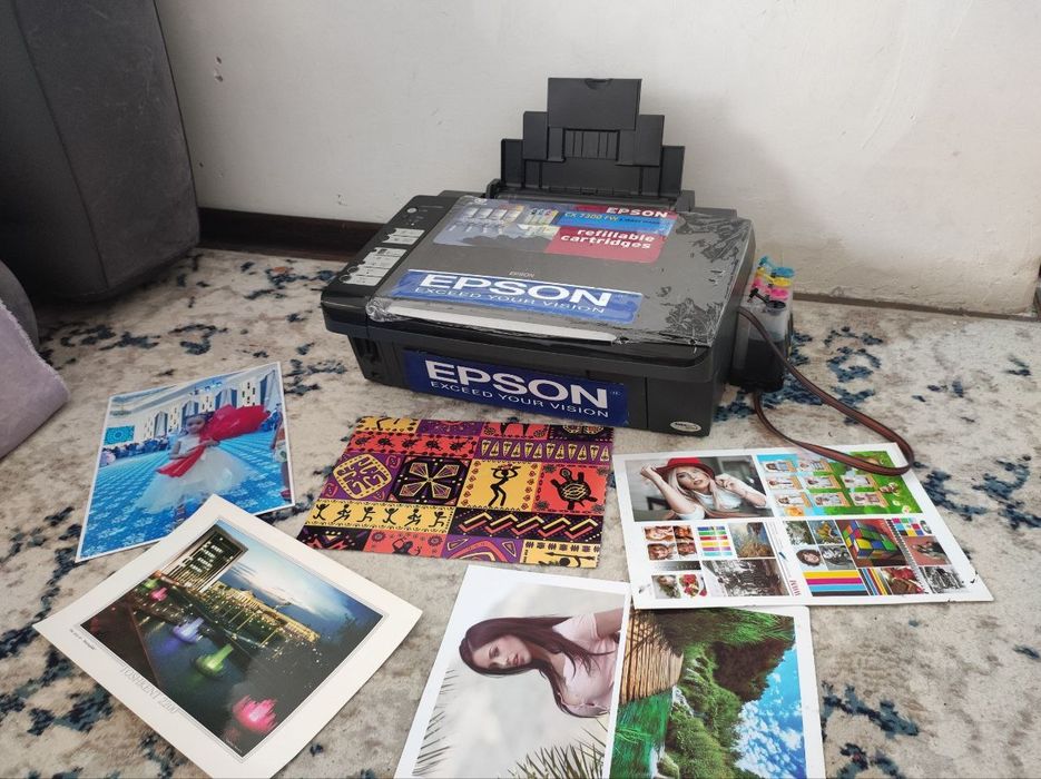 Epson 7300 rangli kopiya skanerli printer aybi yoq xarajat yoq idialni