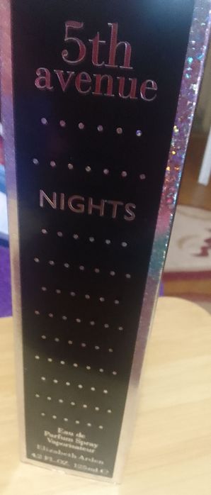 Apa de parfum Elisabeth Arden