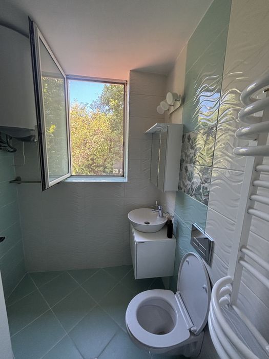 Продава се Тристаен апартамент в София, Докторски паметник - 101 кв.м за 4159 €/кв.м - Снимка #9