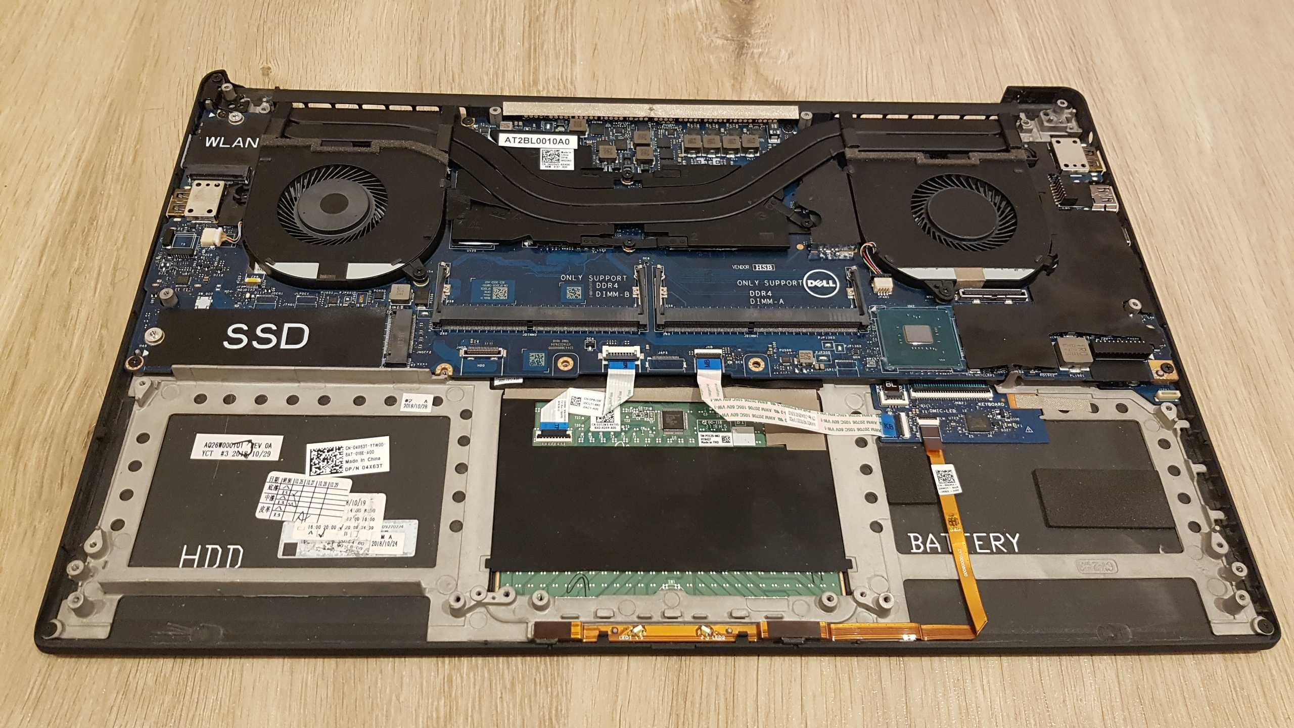Dell XPS 9570 i7 8Th defect pentru componente