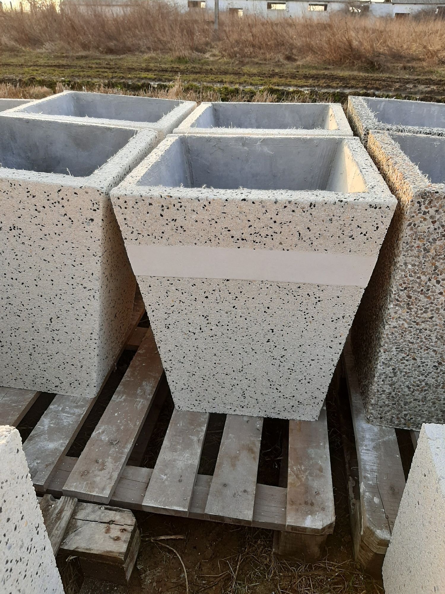 jardiniere beton mozaic