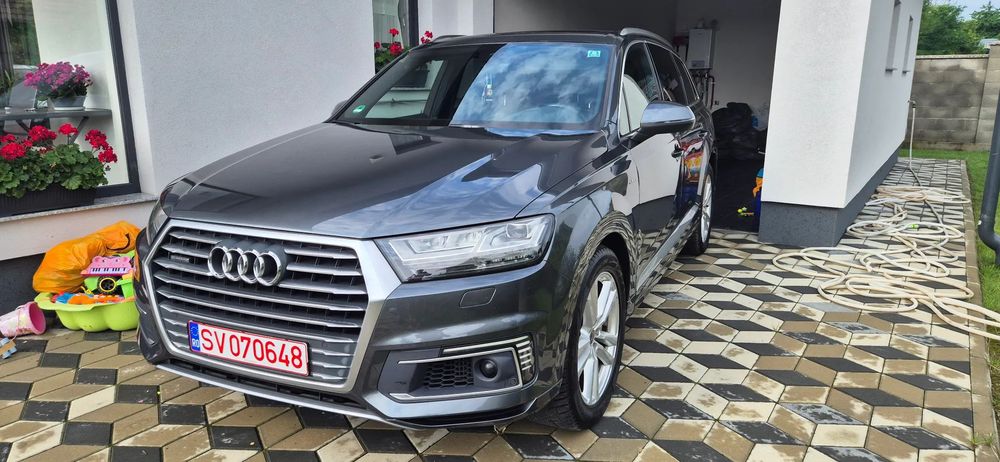 Audi Q7 Audi Q7 E tron