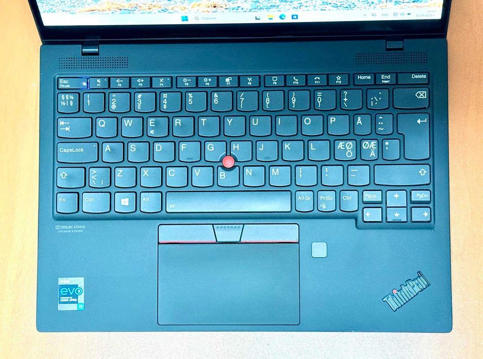 Lenovo X1 Nano G1/ i5-1140G7 / 16GB / 256GB SSD / 2K Touch 100% sRGB