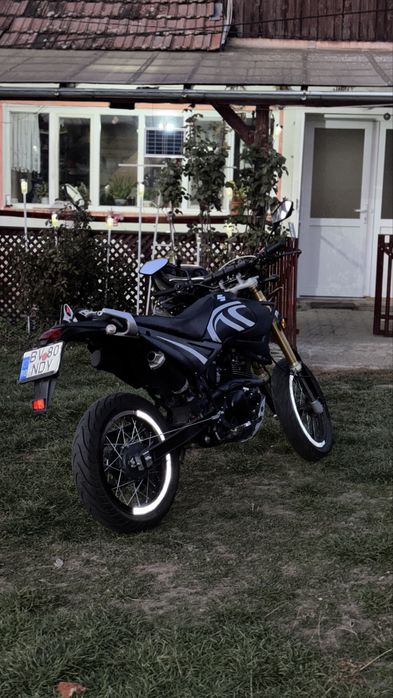 Vând supermoto suzuki cat A1 125cc