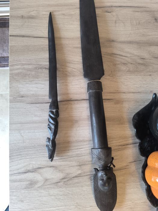Африкански меч и нож