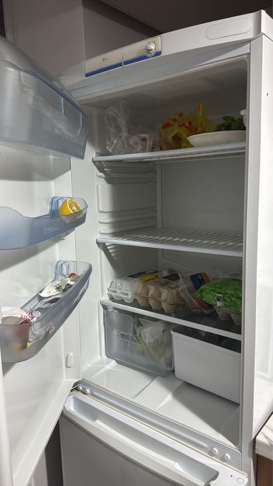 Indesit холодильник б/у