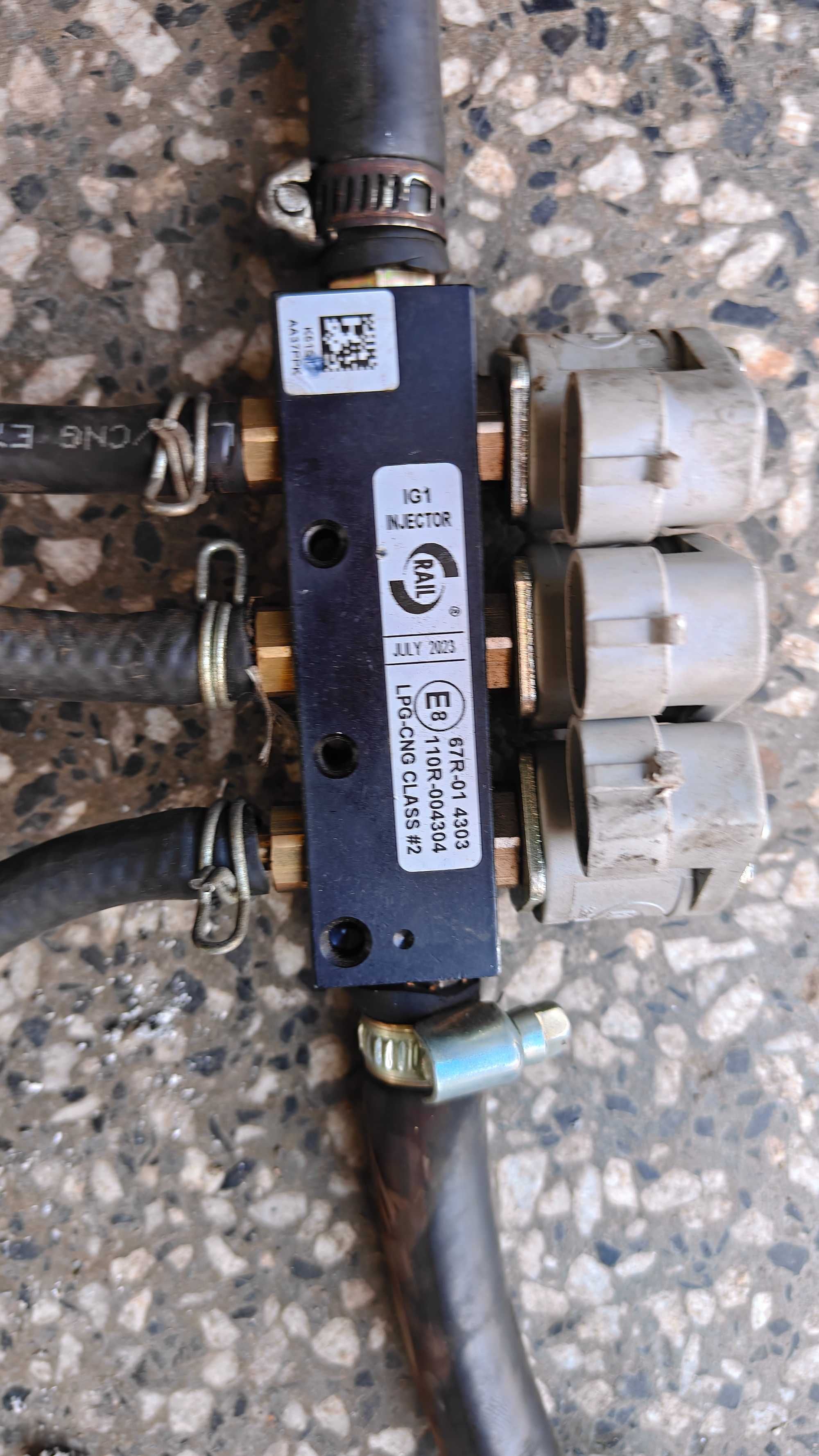Газова на части от е46 325ci