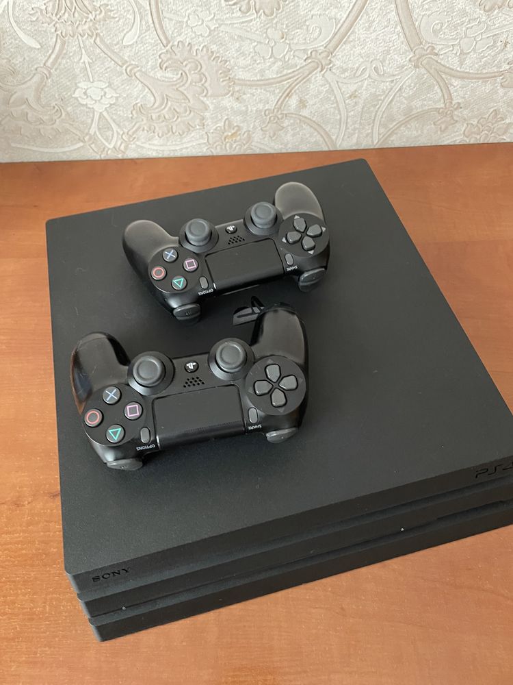 Ps4 Pro, 2 геймпада, игры