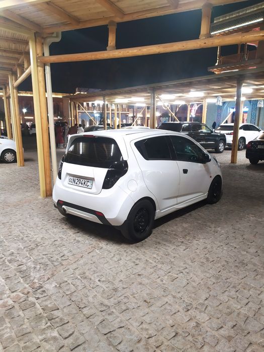 Chevrolet spark 2011