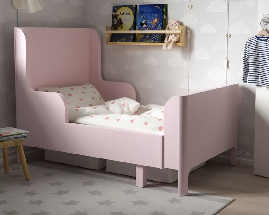 Pat ikea copii,roz, in stare buna-foarte buna , cu SALTEA