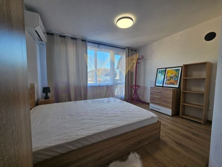 Тристаен апартамент, Аспарухово