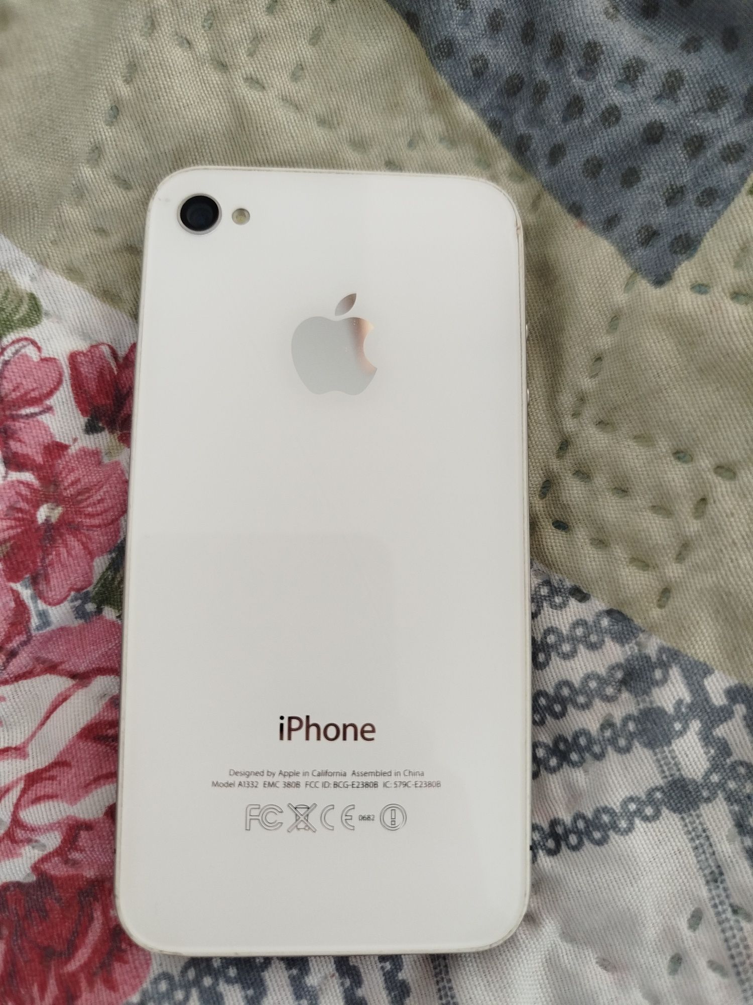 рабочий Iphone 4