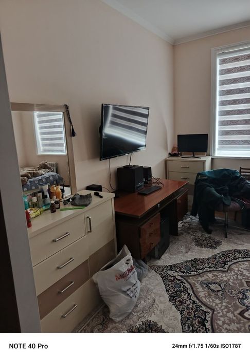 Нокис каласы центрда Анор банк алдында, 2 этажда, 3 комната