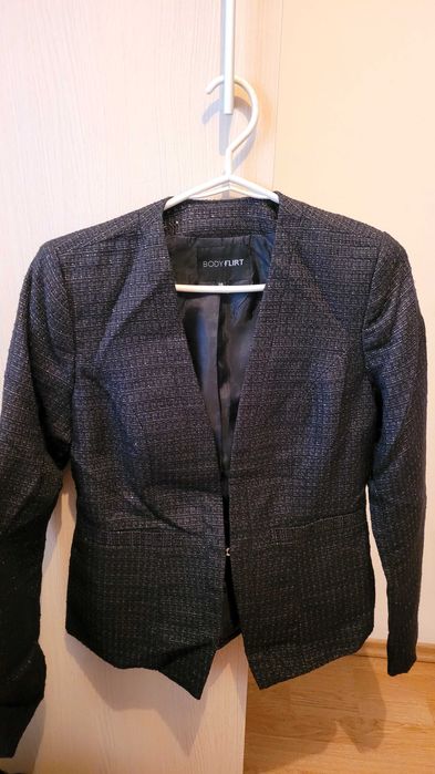 Sacou elegant ocazie cu insertii aurii