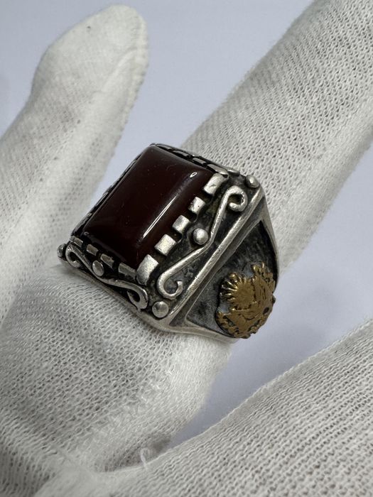 Inel (ghiul) barbatesc din argint, piatra carneol.