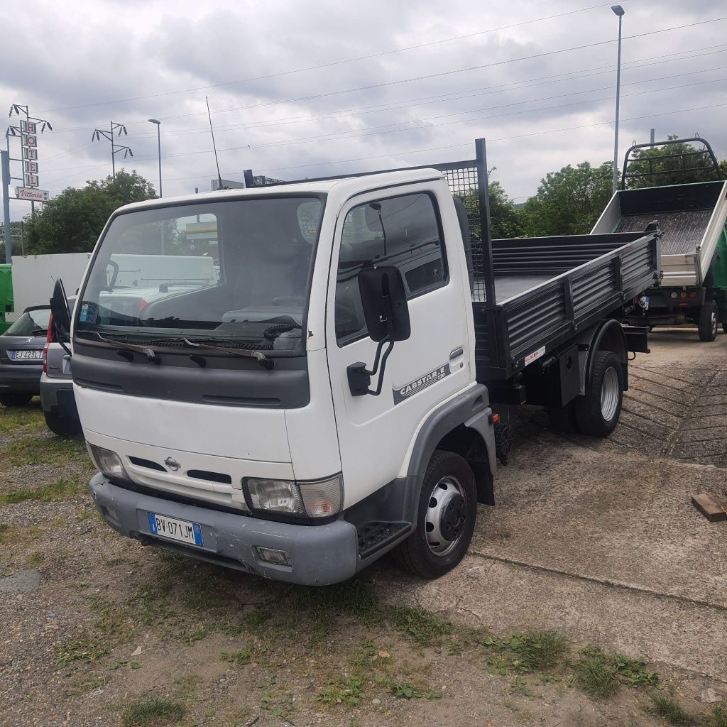 Dezmembrez Nissan Atleon/Cabstar/Eco -t / 3.0 TD /piese