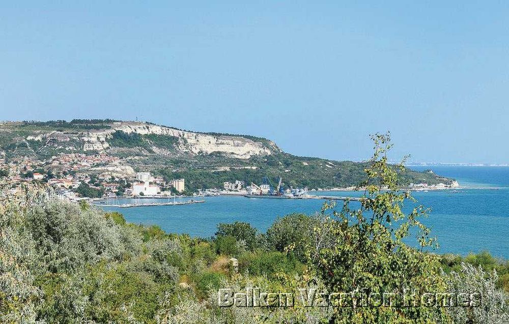 Двустаен апартамент с морска гледка в покрайнините на Балчик