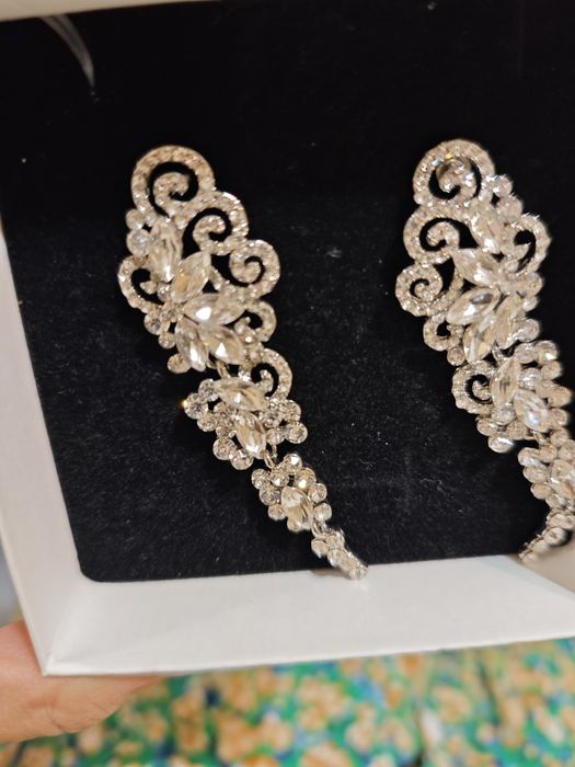 Продам серьги Бижутерия