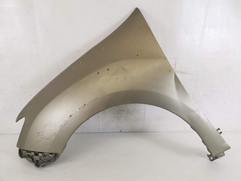 Ляв преден калник Дачия Логан 2 / Dacia Logan 2 [ - ] Без отвор за миг