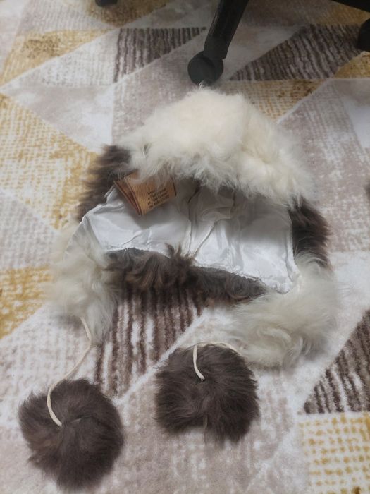 Детска шапка от естествена вълна