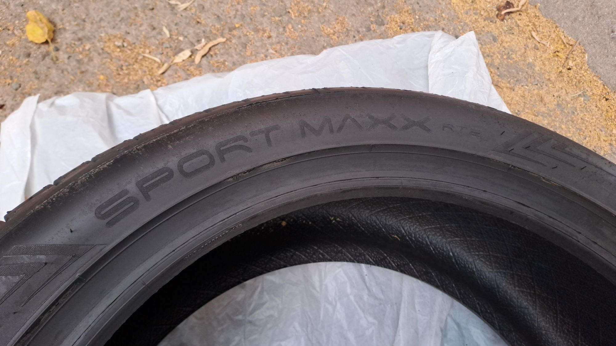 1бр. Нова 225/45/18 Dunlop Sport Maxx RT2