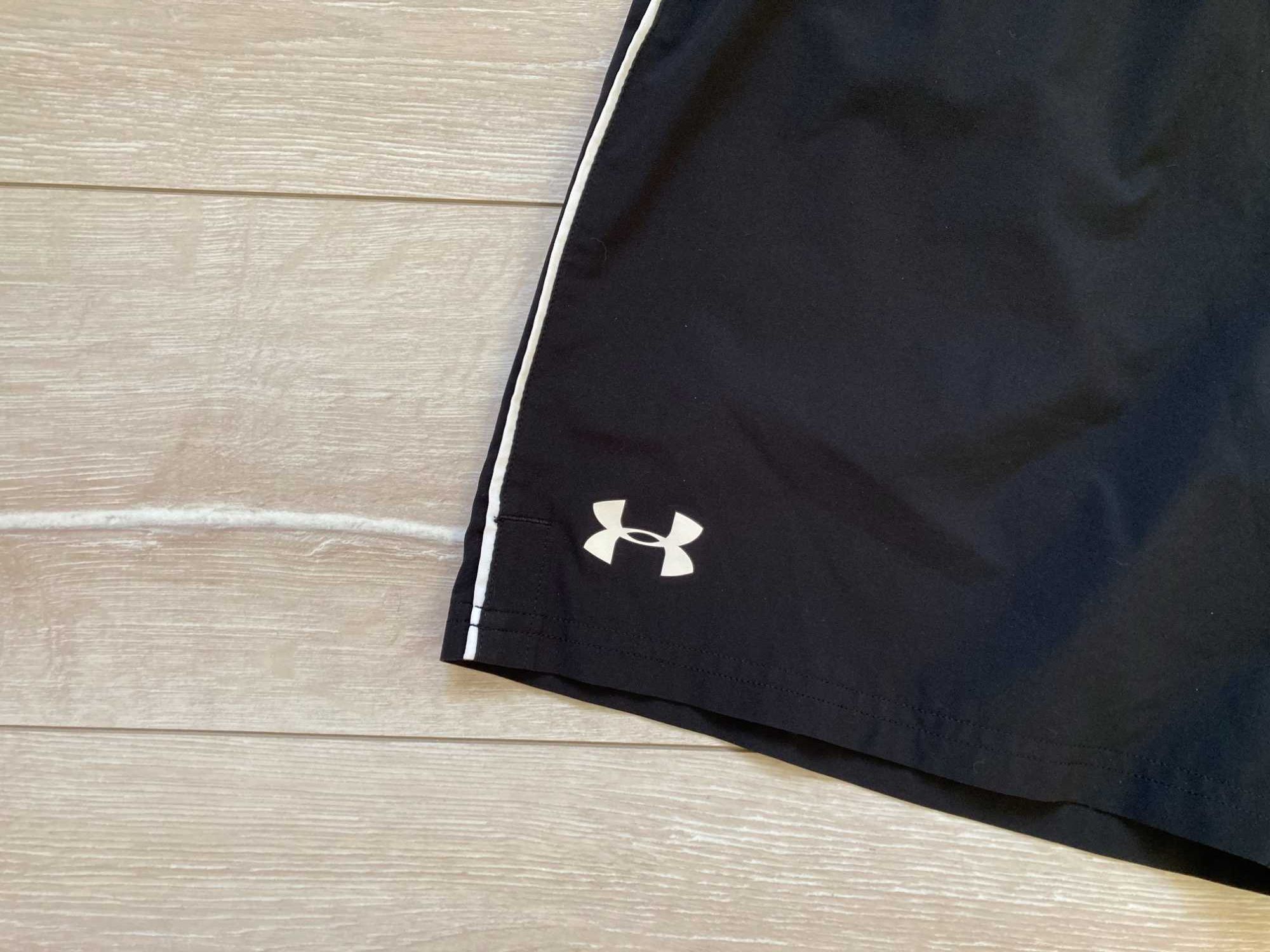 Under Armour Heatgear Loose къси панталони къс панталон шорти М