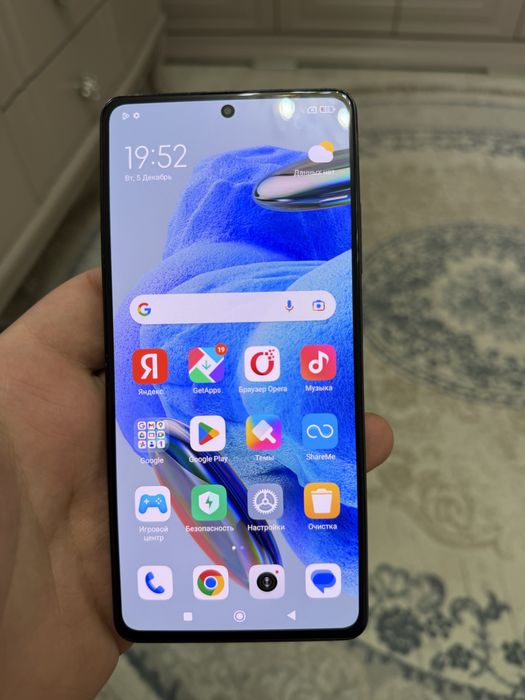 Продам Xiaomi Redmi 12 5G/256G