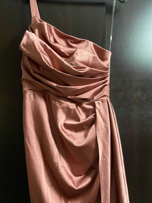 Официална Сатенена рокля