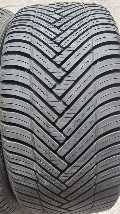 Всесезонни гуми 255/40/19 Hankook Kinergy 4S 2 броя