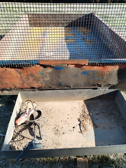 Самосвален кош от Форд транзит