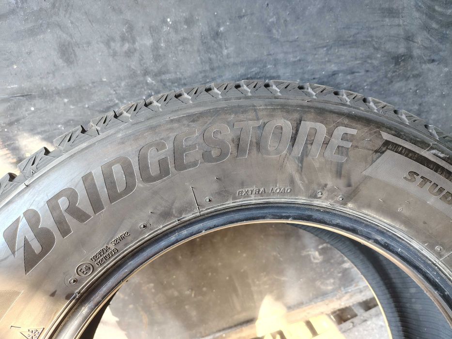4бр.зимни гуми BRIDGESTONE 235 65 17 DOT22 цена за брой