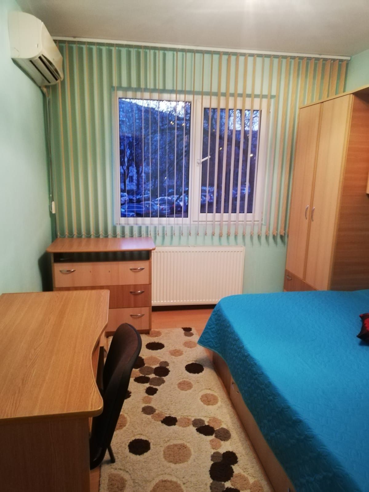 Apartament 2 Camere Semidecomandat - Zona 9 Mai