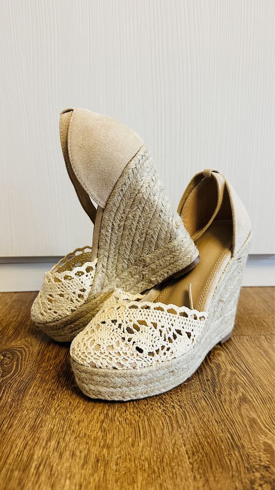 Sandale din textil