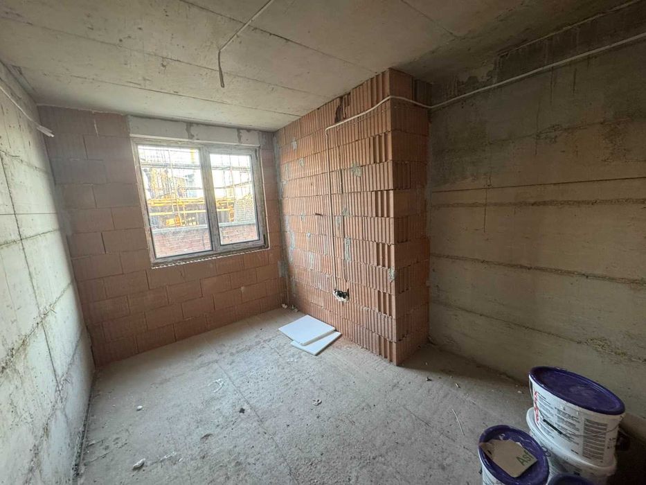 Продава се Тристаен апартамент в Пловдив, Коматевски възел - 84 кв.м за 1275 €/кв.м - Снимка #2