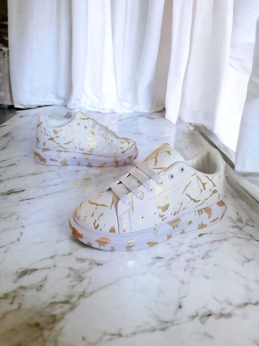 Sneakers White & Gold