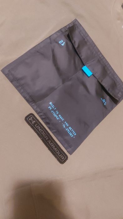 Under armour блуза L размер