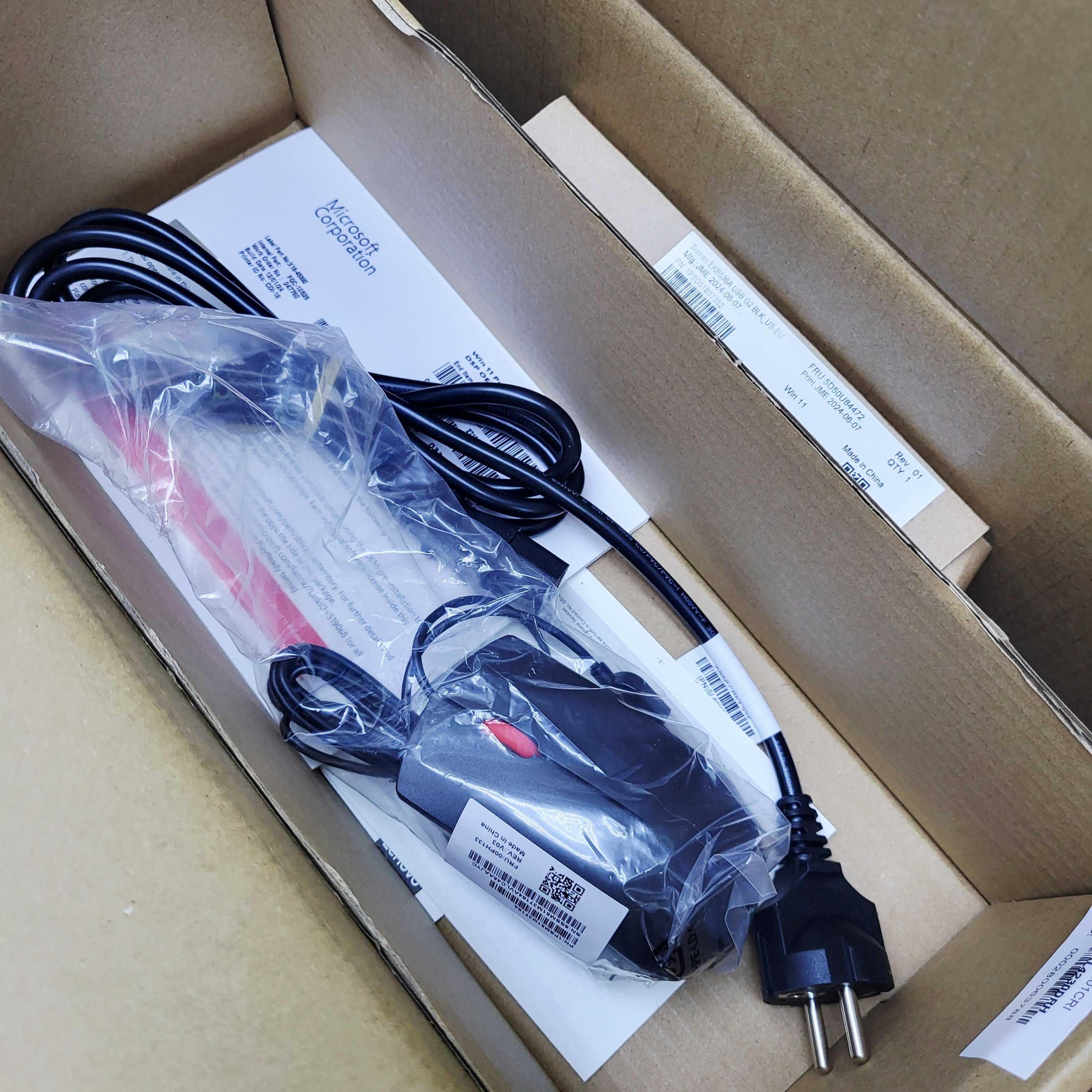 Sistem Desktop Nou PC Lenovo ThinkCentre i5-13400 16GB 1TB SSD