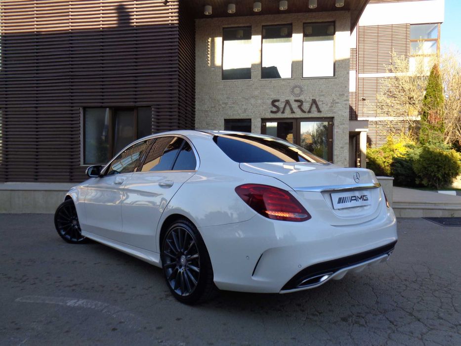 Mercedes-Benz C200 136 C.P. ”Pachet Amg” An:2015/07