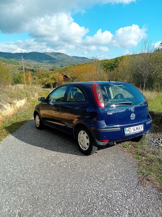 Vand sau schimb opel corsa